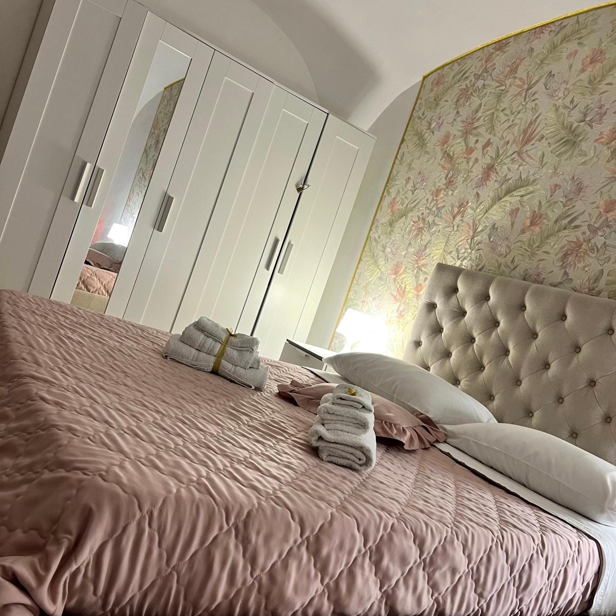 Aurora'S Home نابولي المظهر الخارجي الصورة